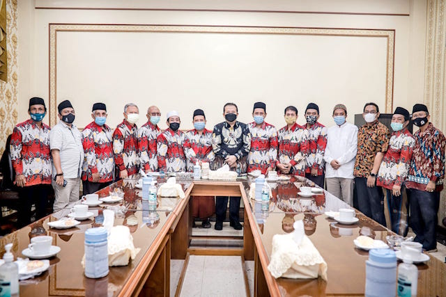 Temu dengan FKUB Jember, Bupati Hendy Siswanto Dukung Program Kerukunan Umat Beragama